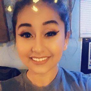 Meet your Posher, Mariana